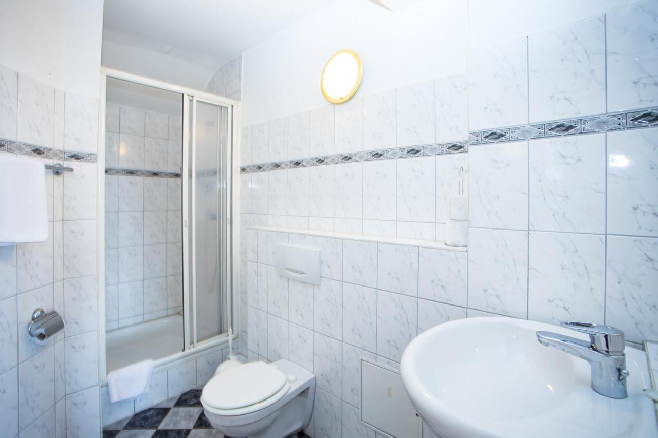 Hotel Ratskeller Nideggen Extérieur photo