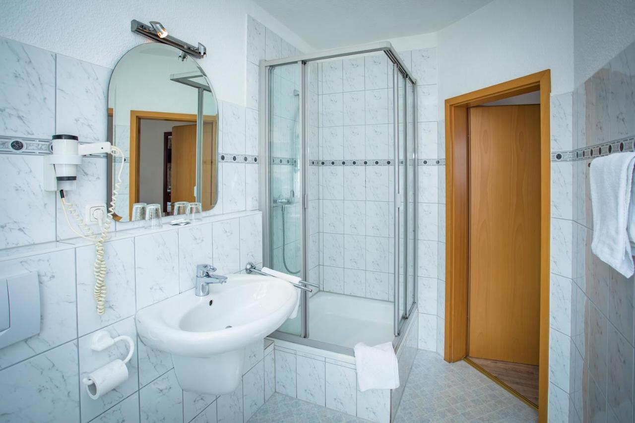 Hotel Ratskeller Nideggen Extérieur photo